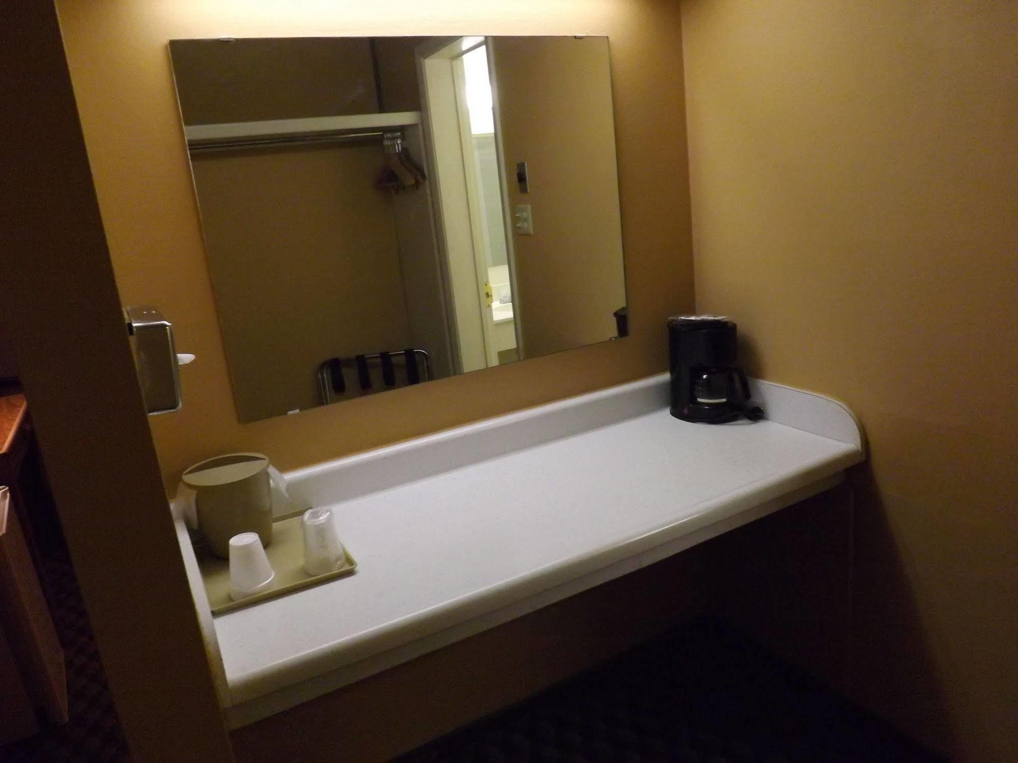Tristar Inn Xpress Tucumcari Ngoại thất bức ảnh